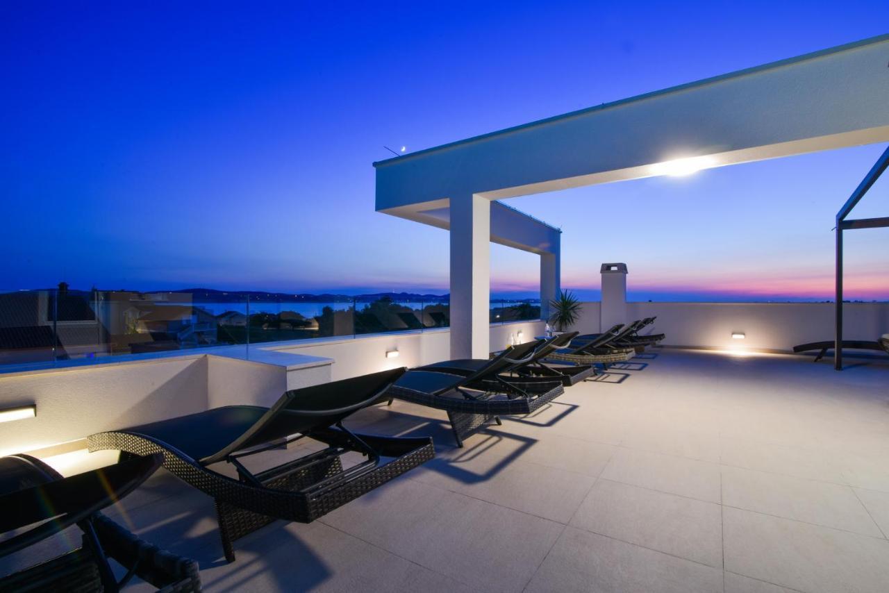 Luxury Apartments La Perla ビビニェ エクステリア 写真