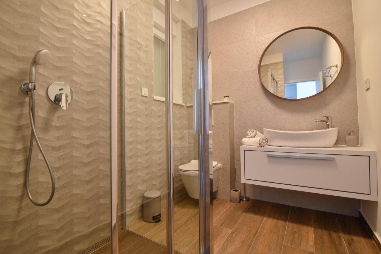 Luxury Apartments La Perla ビビニェ エクステリア 写真