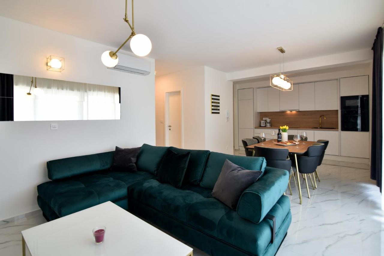 Luxury Apartments La Perla ビビニェ エクステリア 写真