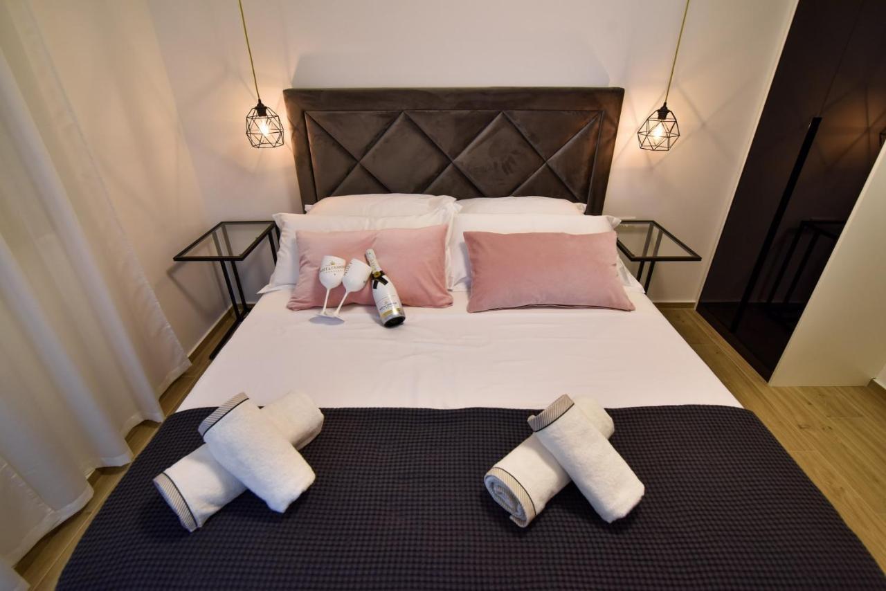 Luxury Apartments La Perla ビビニェ エクステリア 写真