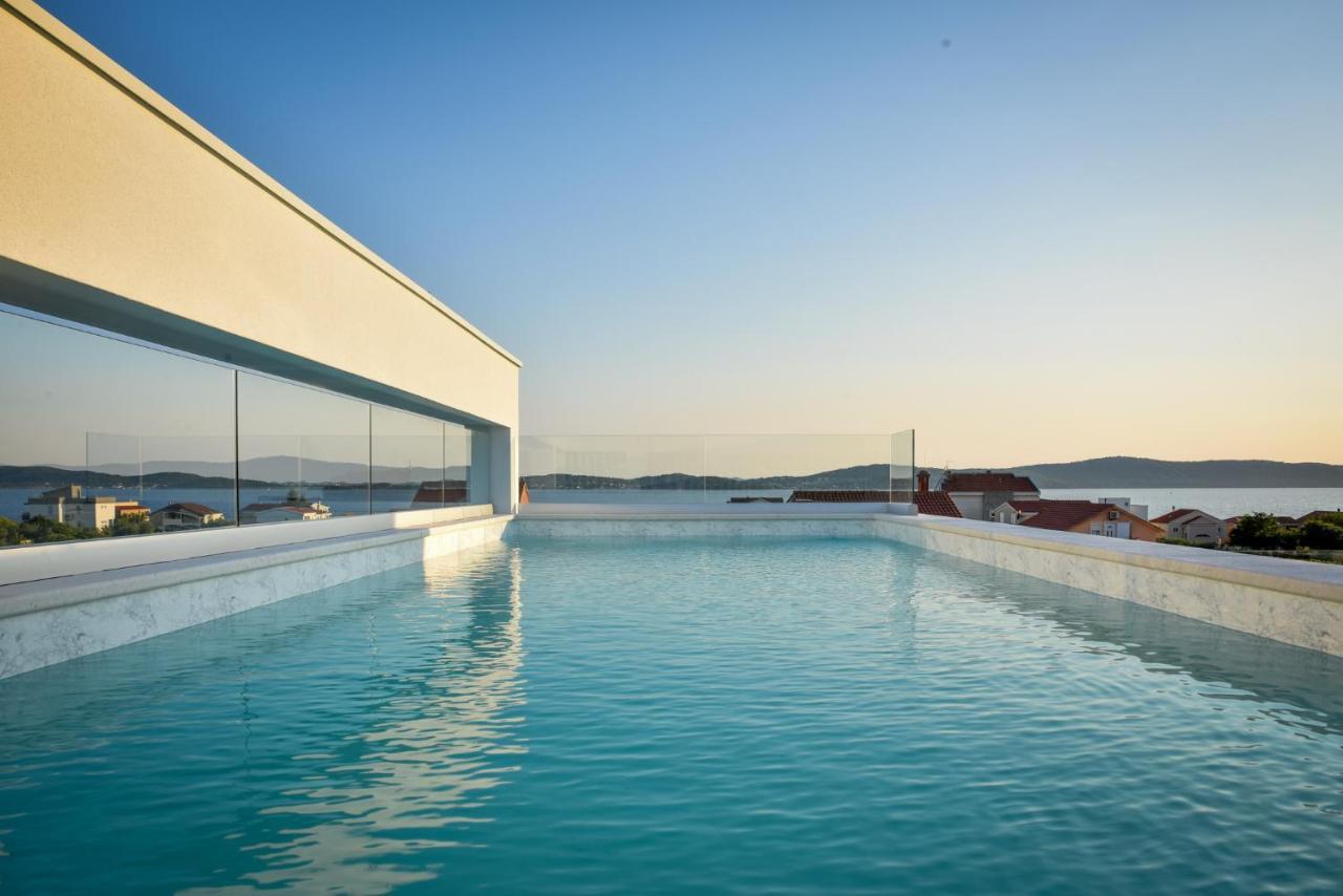 Luxury Apartments La Perla ビビニェ エクステリア 写真