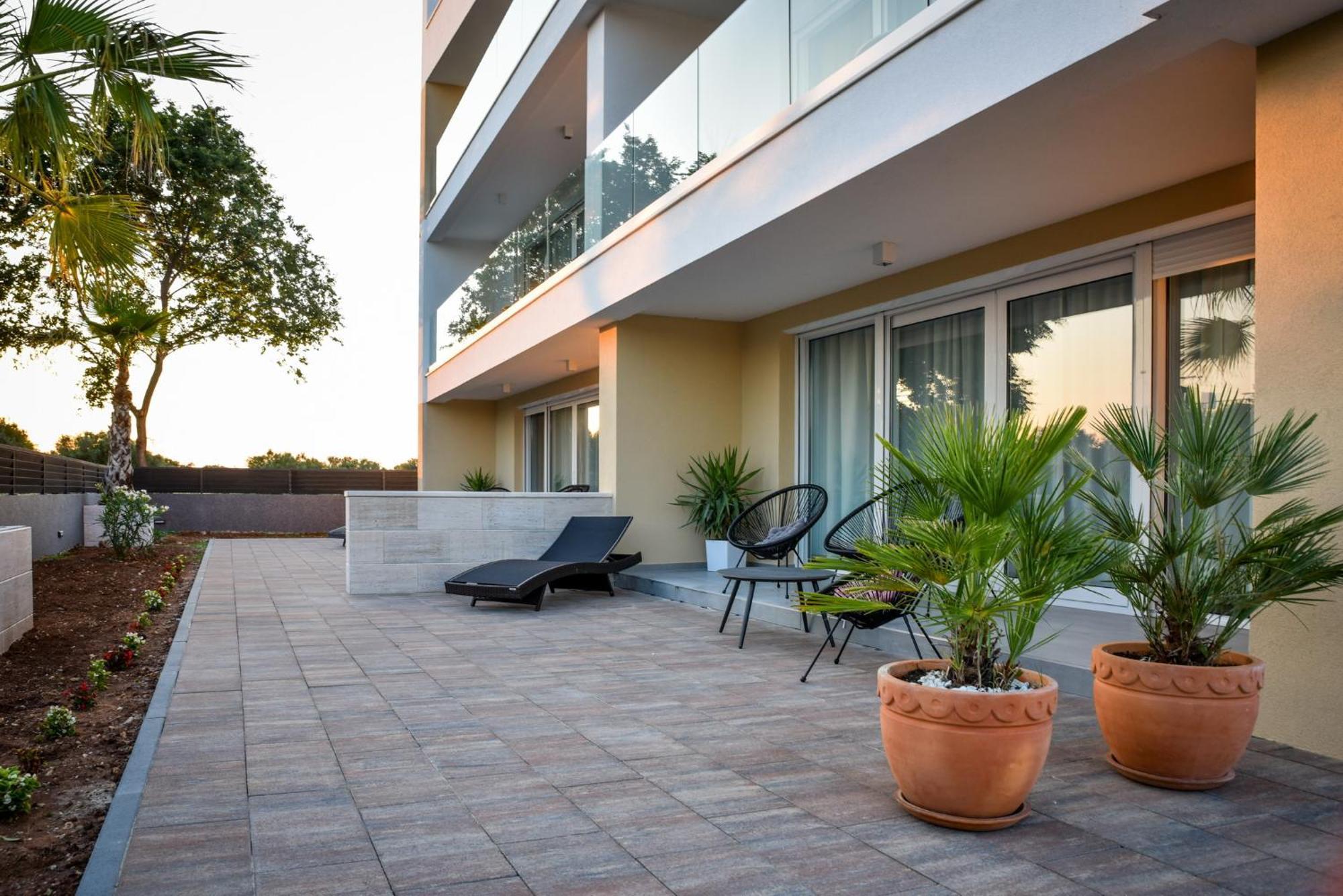 Luxury Apartments La Perla ビビニェ エクステリア 写真